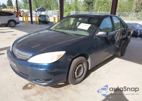 2002 Toyota Camry Le из США, поврежденный, VIN JTDBE32K720116986